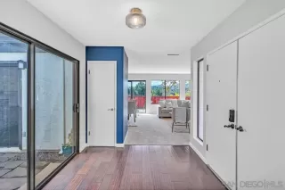 Photo #6: 240005367 Listing