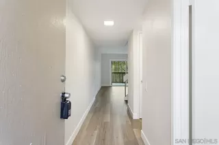 Photo #3: 240005421 Listing 