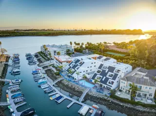 More Details about MLS # 240005442 : 4525 COVE DRIVE UNIT 15