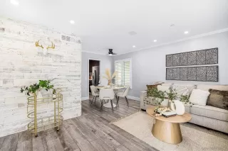 Photo #6: 240005442 Listing