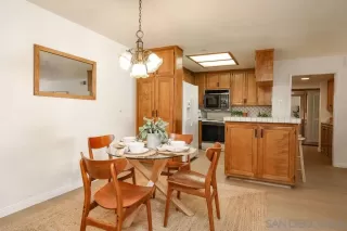 Photo #4: 240005453 Listing