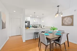 Photo #5: 240005522 Listing 