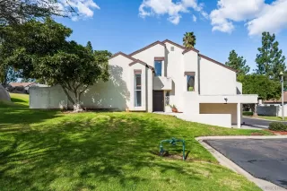 Photo #2: 240005527 Listing