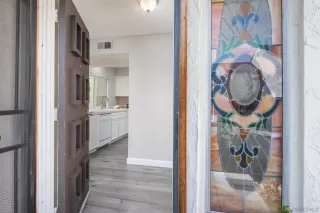 Photo #5: 240005527 Listing