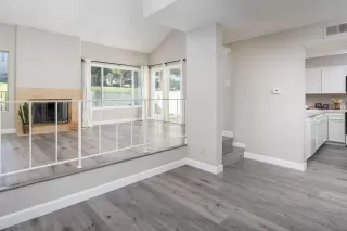 Photo #6: 240005527 Listing