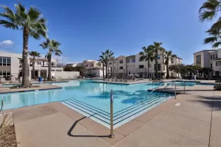 Photo #4: 240005534 Listing