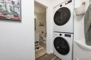 Photo #4: 240005570 Listing 