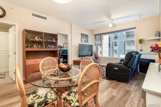 Photo #4: 240005588 Listing