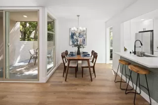 Photo #5: 240005606 Listing 