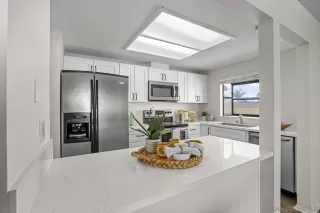 Photo #6: 240005612 Listing