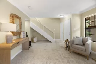 Photo #6: 240005624 Listing 