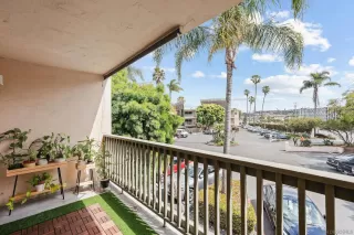 Photo #3: 240005681 Listing