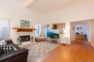 Photo #4: 240005710 Listing