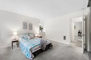 Photo #3: 240005714 Listing 