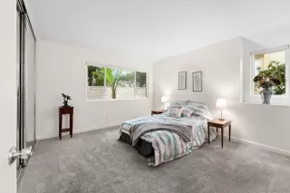 Photo #5: 240005714 Listing 