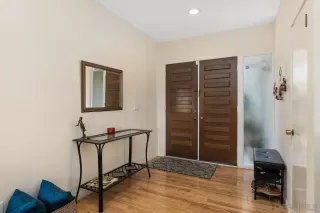 Photo #5: 240005785 Listing 