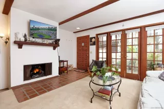 Photo #4: 240005853 Listing 