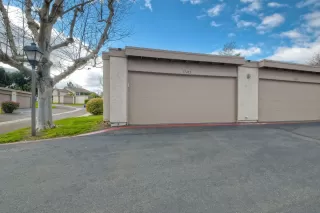 Photo #3: 240005868 Listing