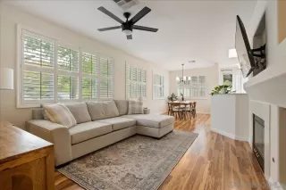 Photo #3: 240005955 Listing 