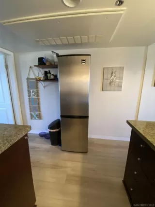 Photo #4: 240005975 Listing