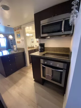 Photo #5: 240005975 Listing