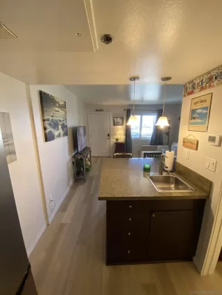 Photo #6: 240005975 Listing