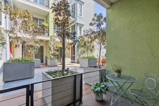 Photo #2: 240005993 Listing 