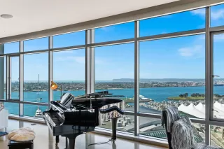 Photo #2: 240005995 Listing