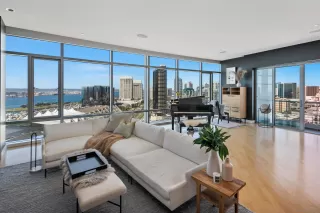 Photo #4: 240005995 Listing