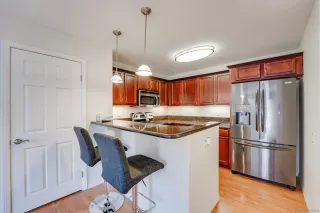 Photo #2: 240005999 Listing