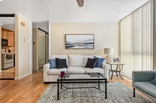 Photo #3: 240006012 Listing