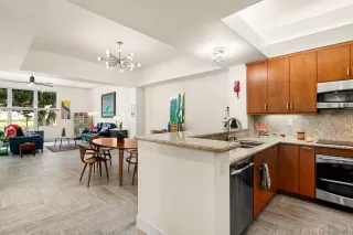 Photo #3: 240006064 Listing 