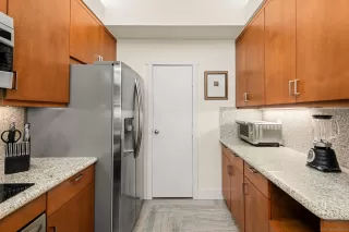 Photo #5: 240006064 Listing 