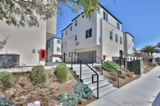 Photo #1: 240006081 Listing