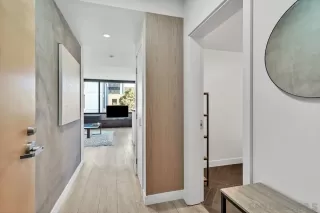 Photo #1: 240006170 Listing 