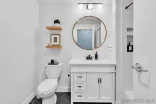 Photo #3: 240006170 Listing 