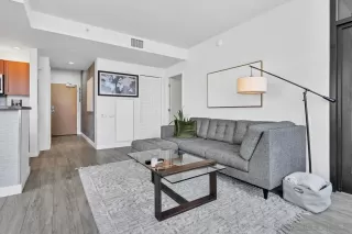 Photo #6: 240006170 Listing 