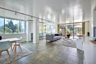 Photo #3: 240006186 Listing