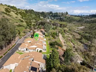 Photo #1: 240006188 Listing