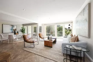 Photo #1: 240006200 Listing