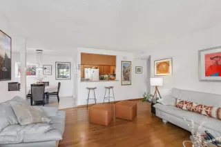 Photo #4: 240006209 Listing