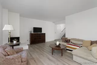 Photo #6: 240006225 Listing