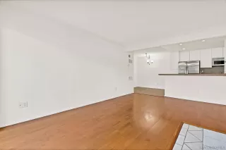 Photo #6: 240006228 Listing 