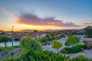 Photo #2: 240006252 Listing 