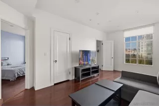 Photo #3: 240006295 Listing