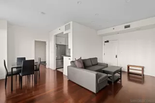 Photo #4: 240006295 Listing