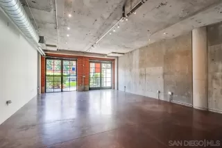 Photo #4: 240006322 Listing