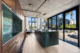 Photo #4: 240006341 Listing 