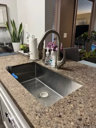 Photo #5: 240006365 Listing 