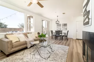 Photo #5: 240006390 Listing